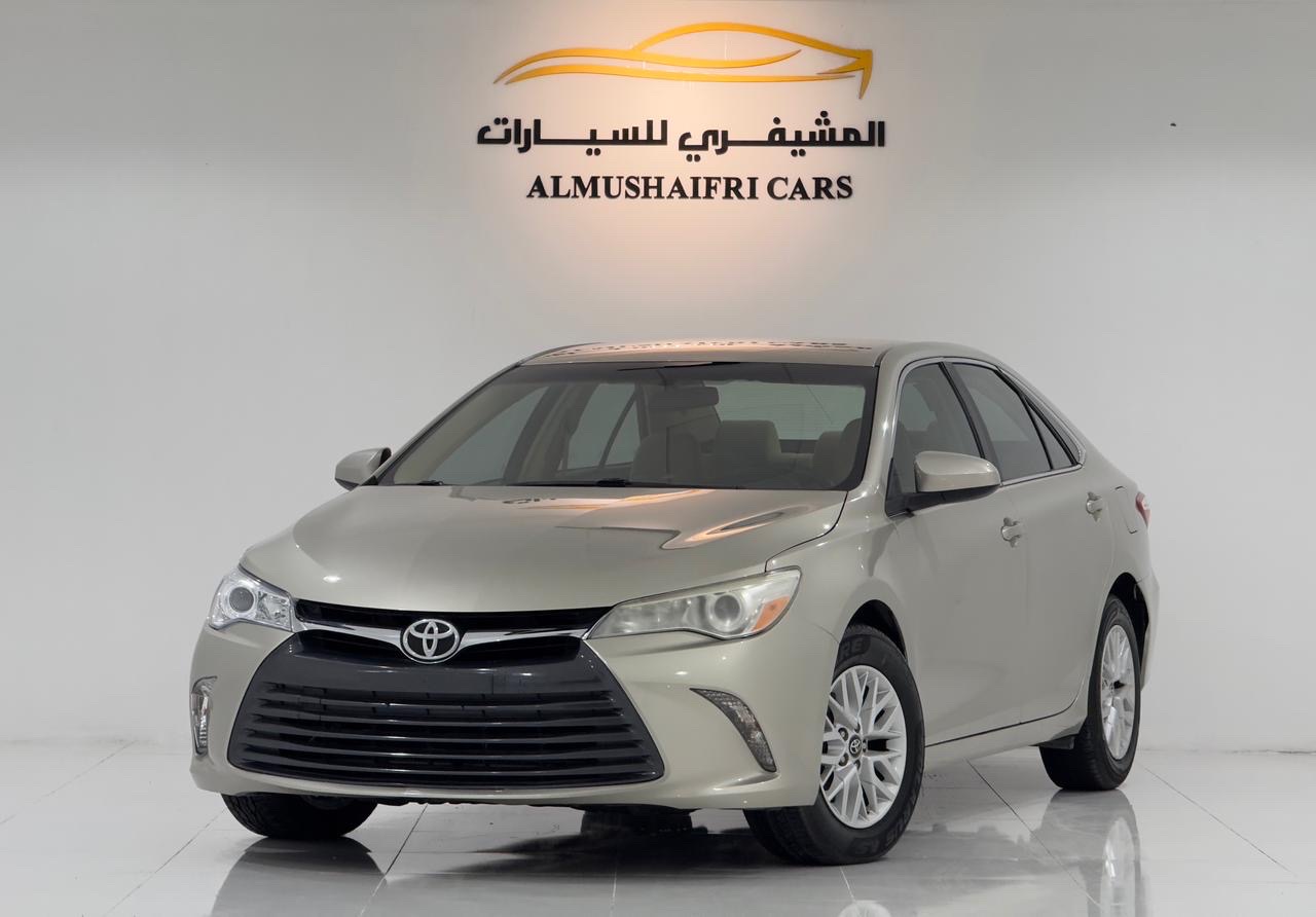 Car Image 2017 TOYOTA CAMRY LE