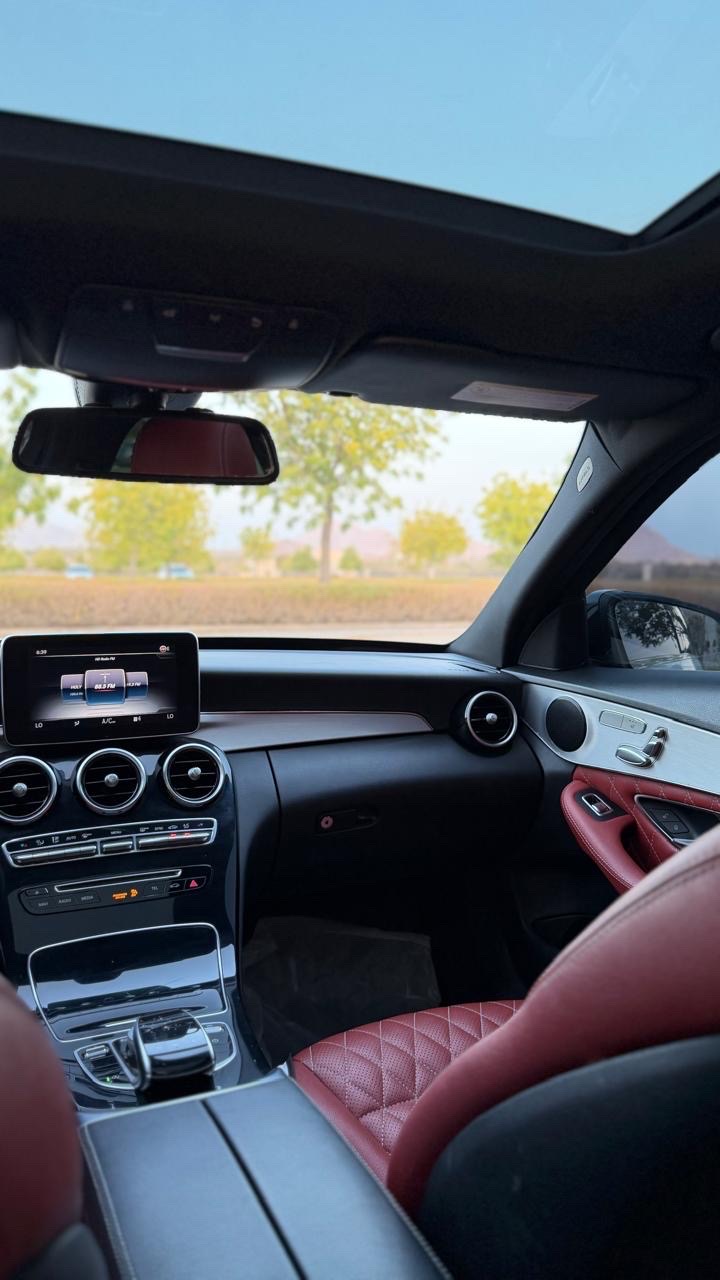 Car Image 2018 MERCEDES C Class 300