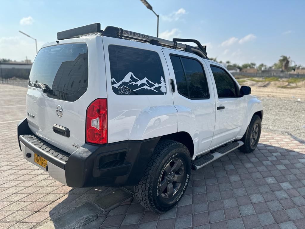 Car Image 2011 NISSAN XTERRA 