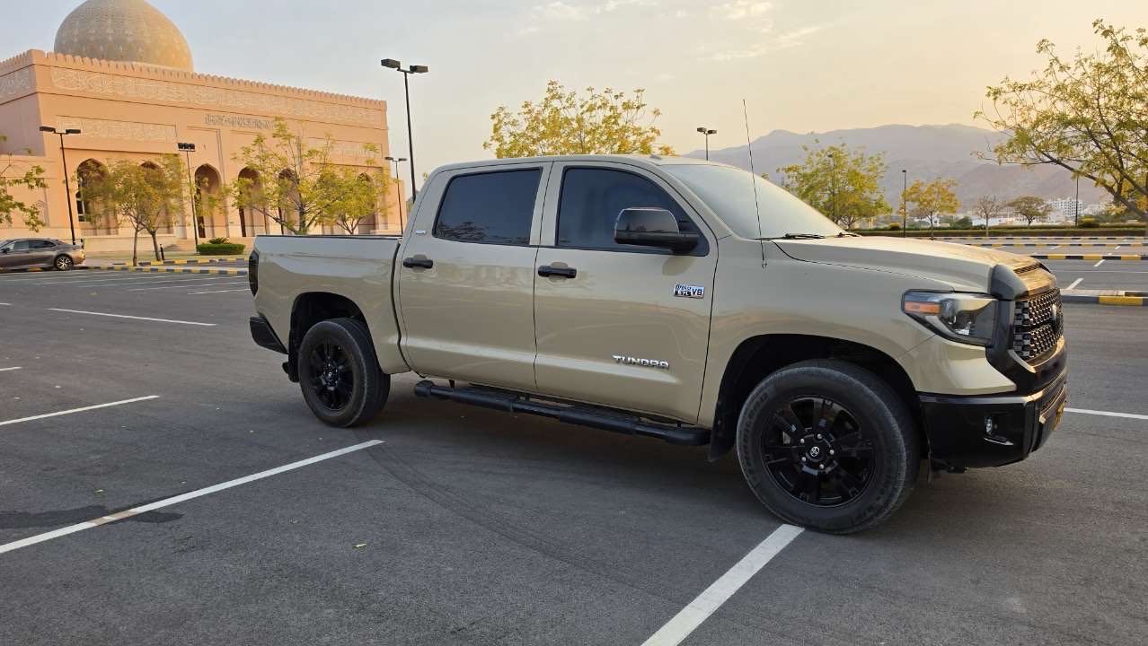 Car Image 2019 TOYOTA TUNDRA SR5