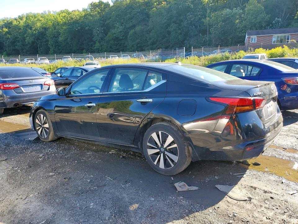Car Image 2019 NISSAN ALTIMA