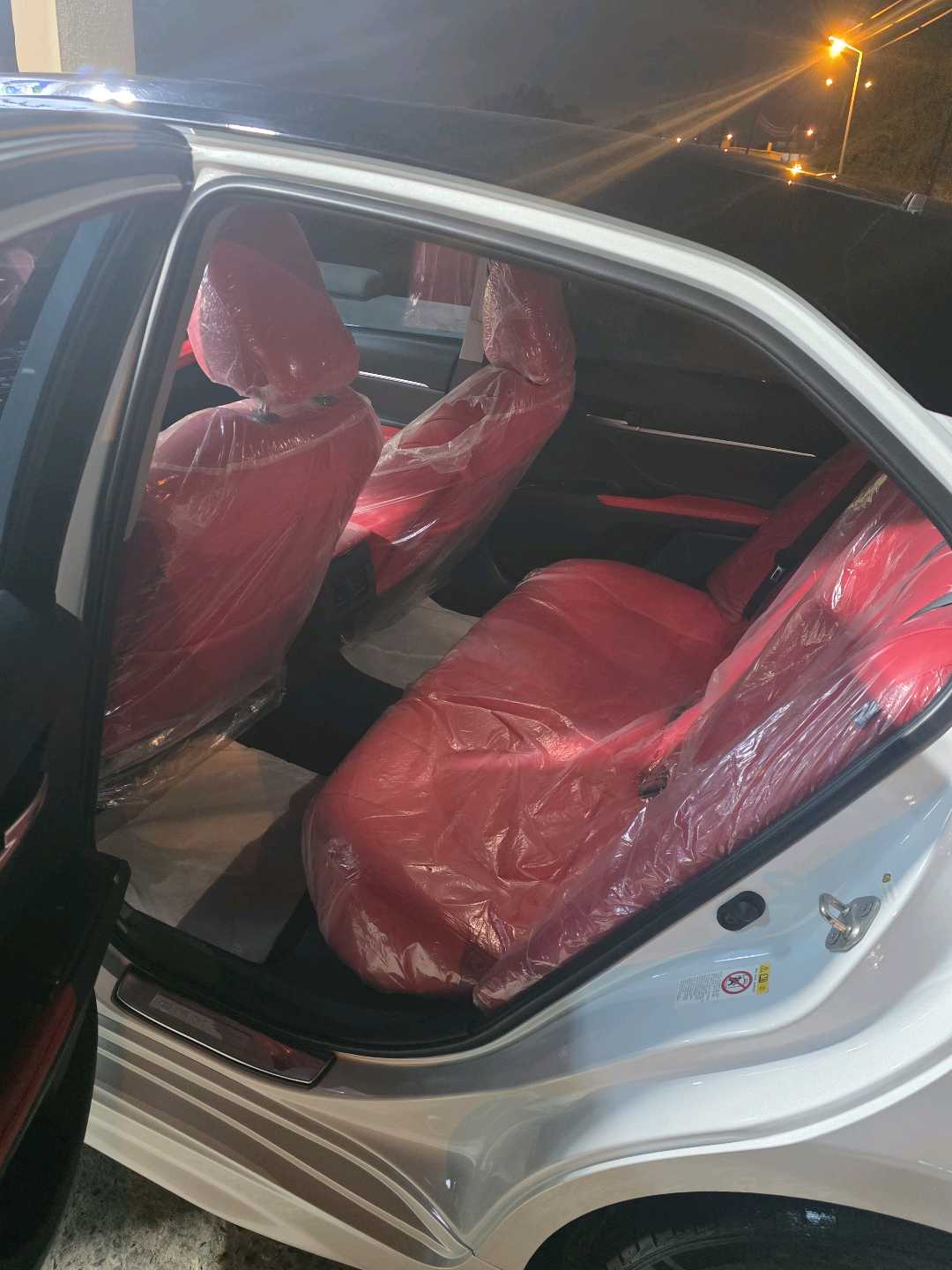 Car Image 2018 TOYOTA CAMRY XSE