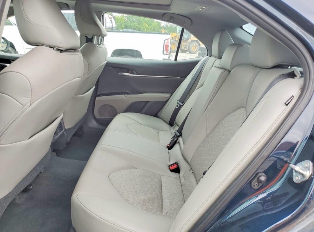Car Image 2020 TOYOTA CAMRY