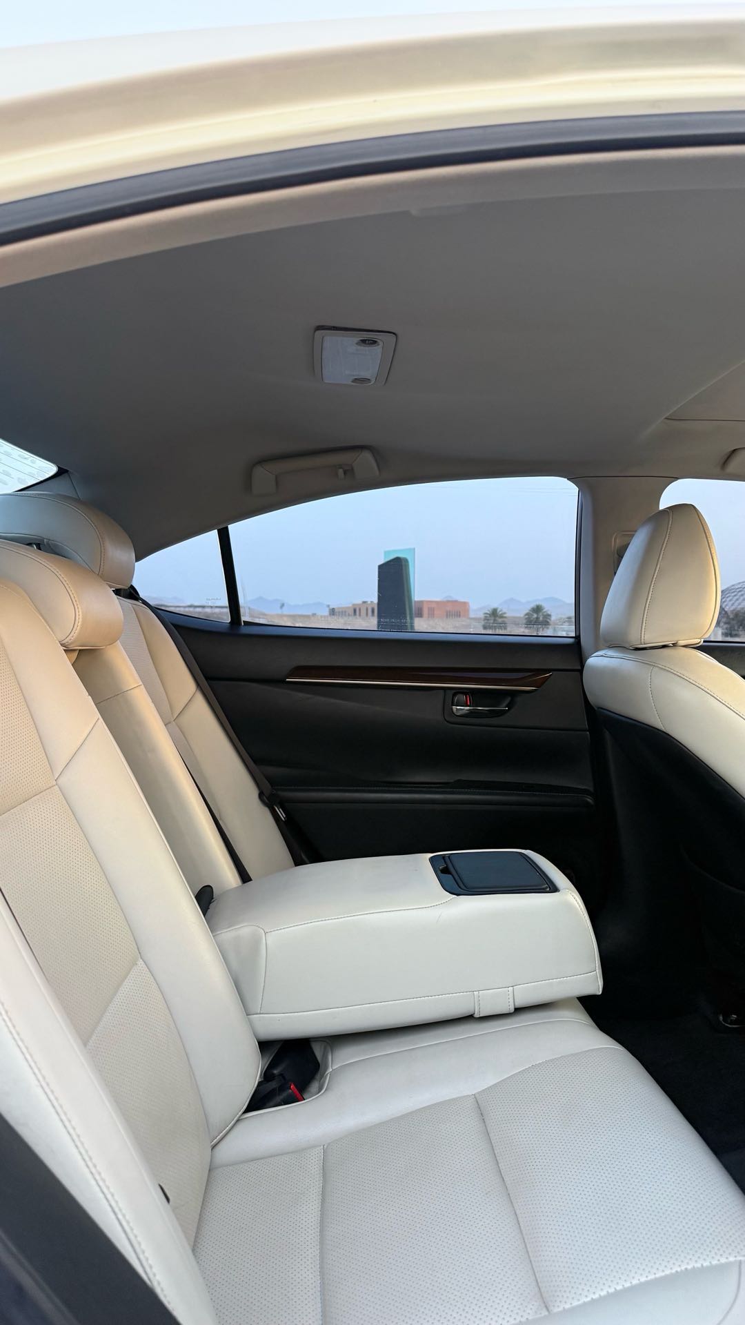 Car Image 2014 LEXUS ES 350