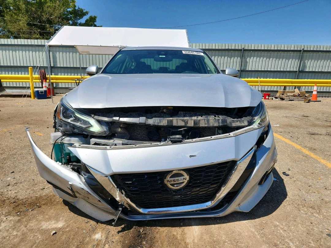 Car Image 2020 NISSAN ALTIMA