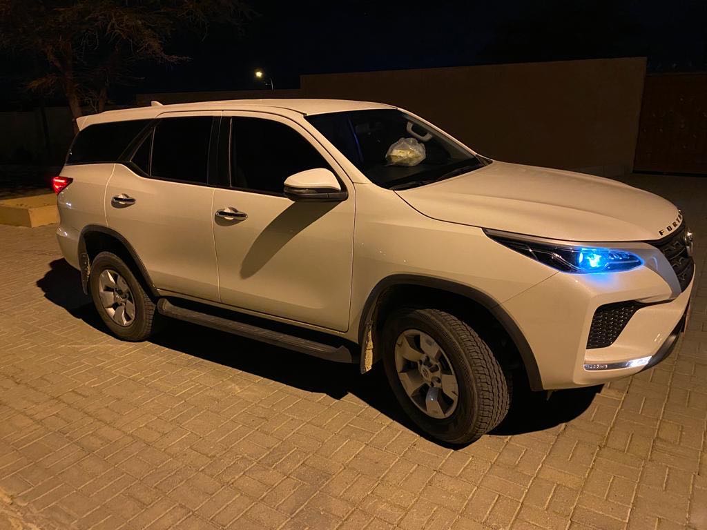 TOYOTA FORTUNER 2022