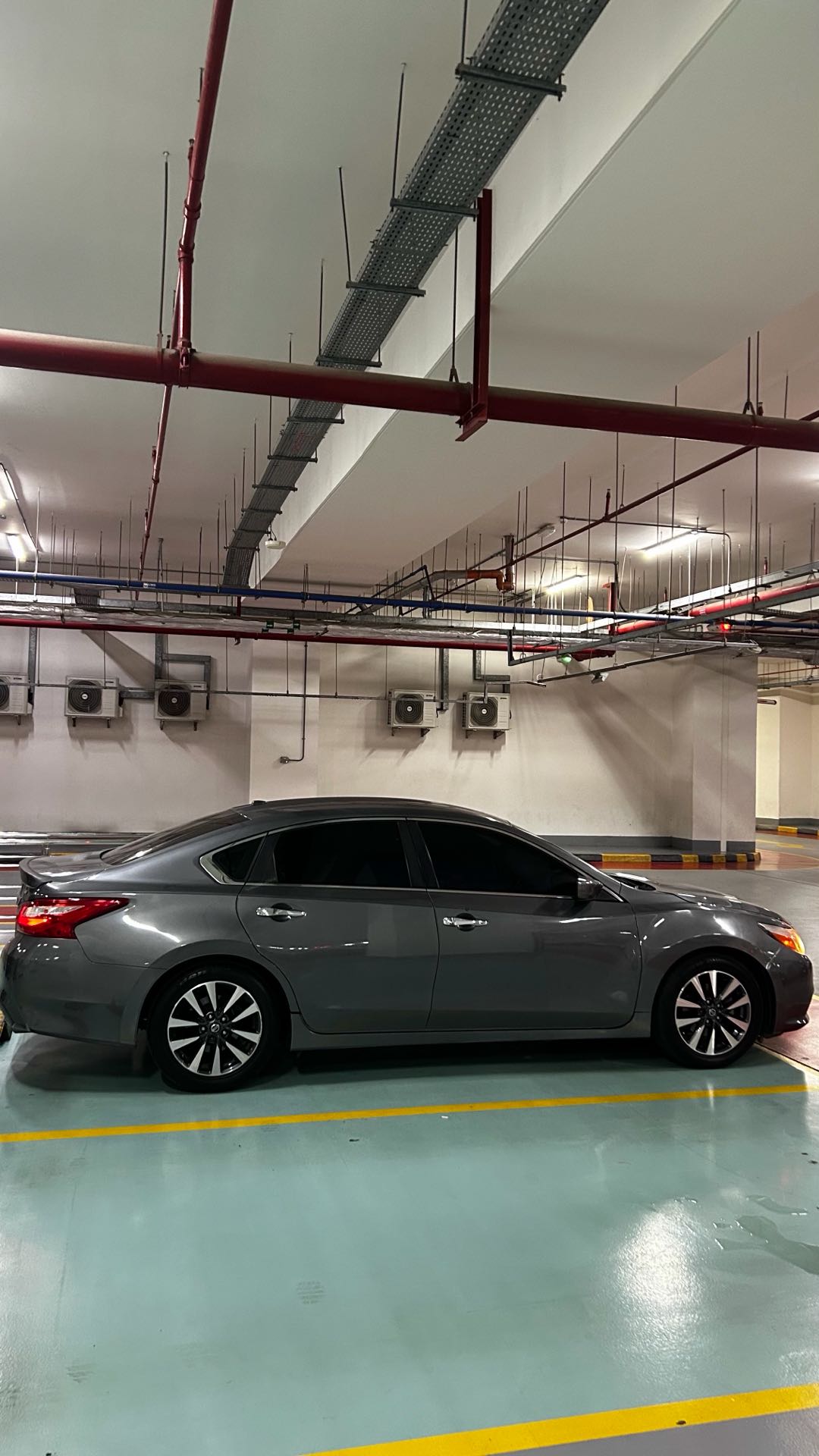 Car Image 2017 NISSAN ALTIMA SV