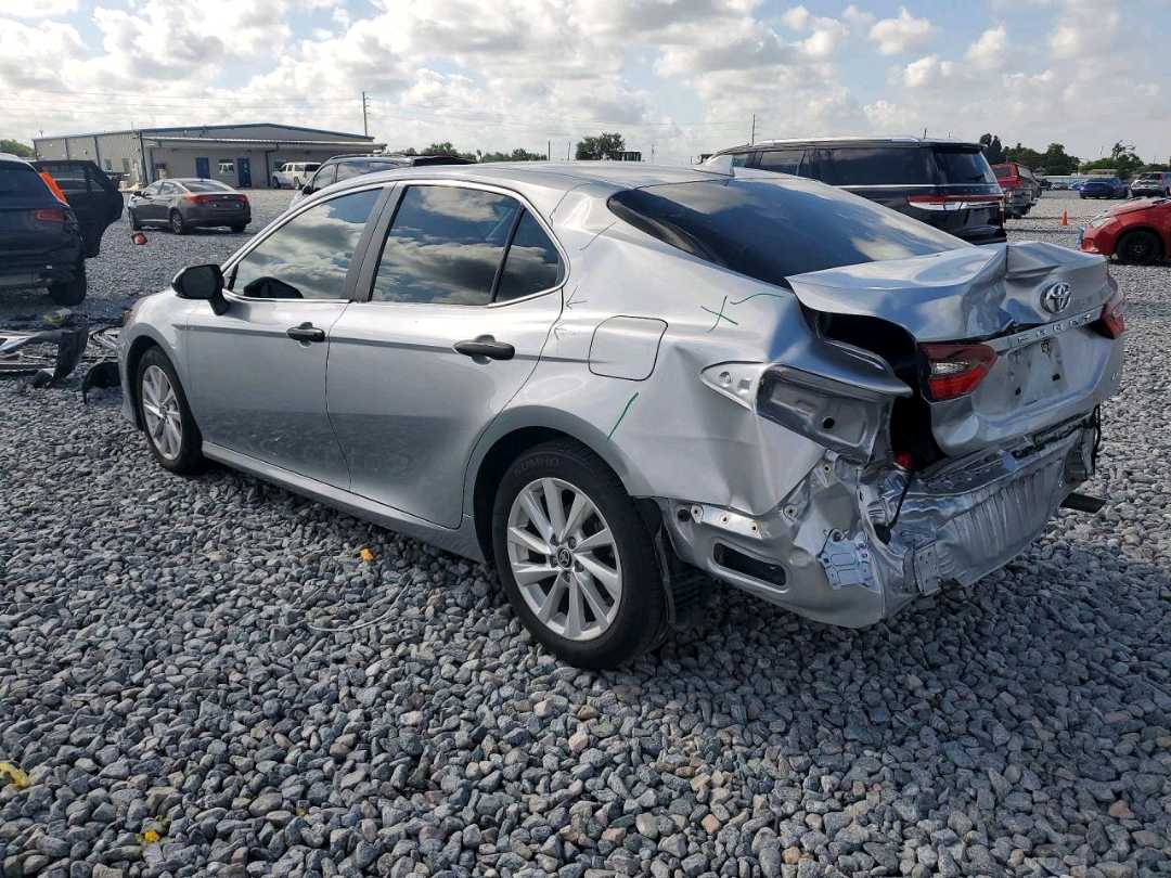 Car Image 2024 TOYOTA CAMRY