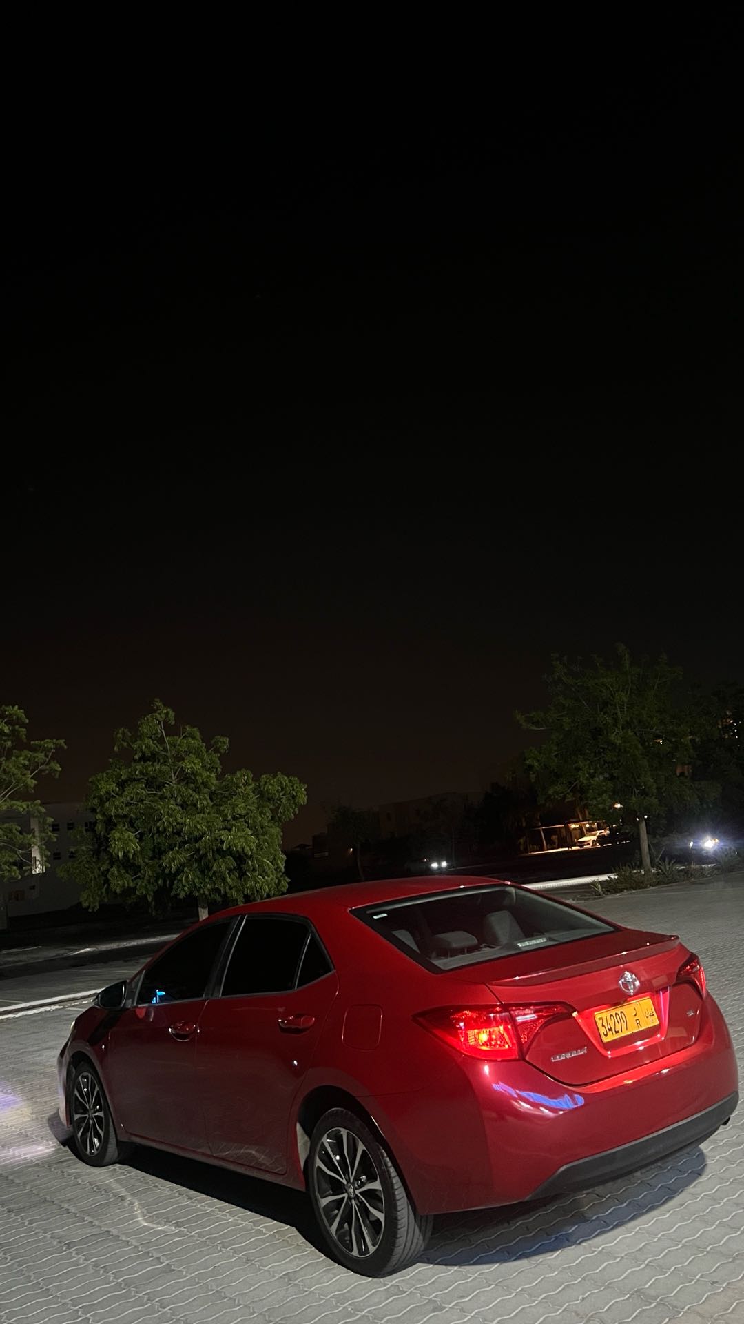 Car Image 2019 TOYOTA COROLLA SE