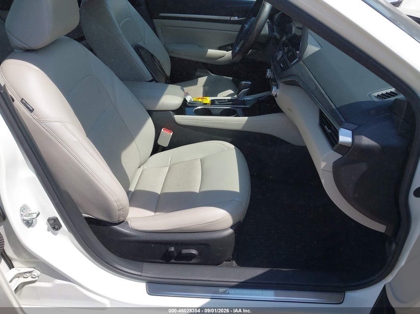 Car Image 2023 NISSAN ALTIMA