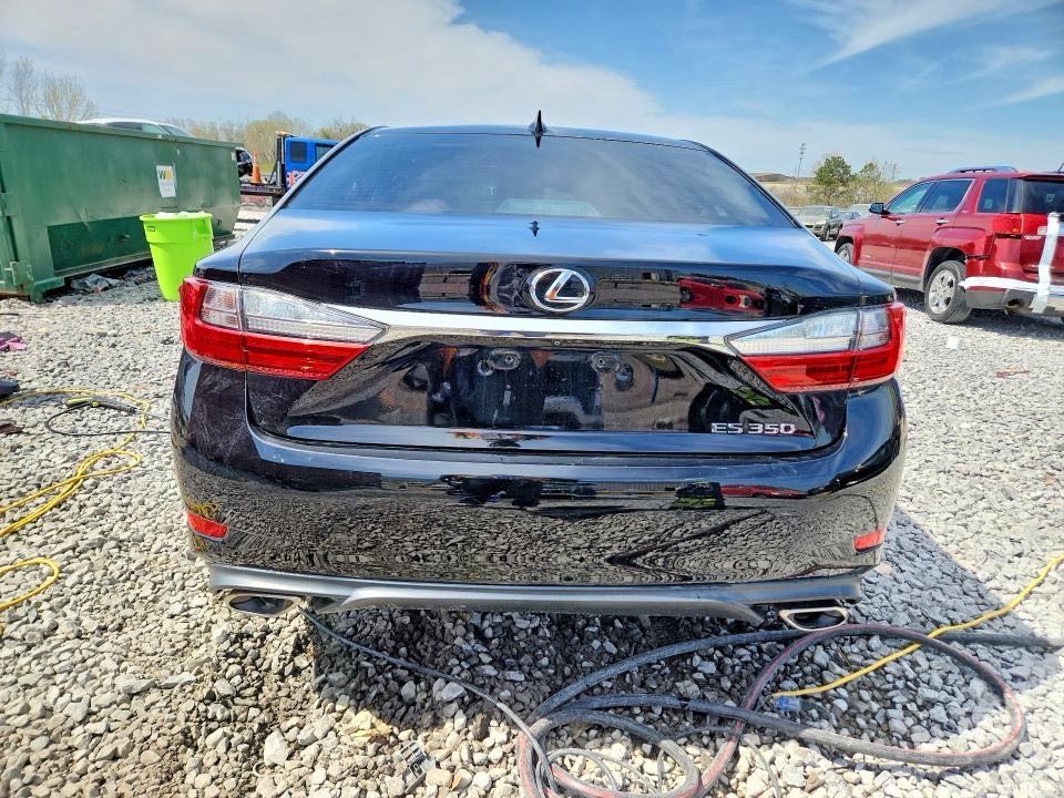 Car Image 2018 LEXUS ES