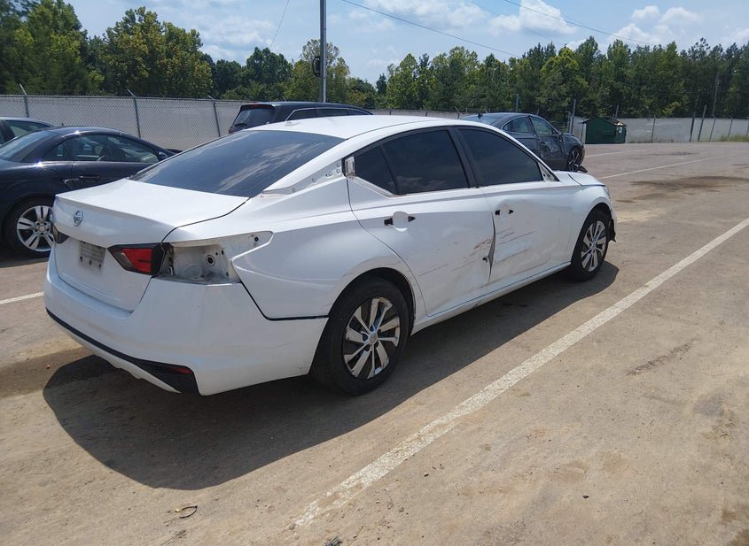 Car Image 2019 NISSAN ALTIMA