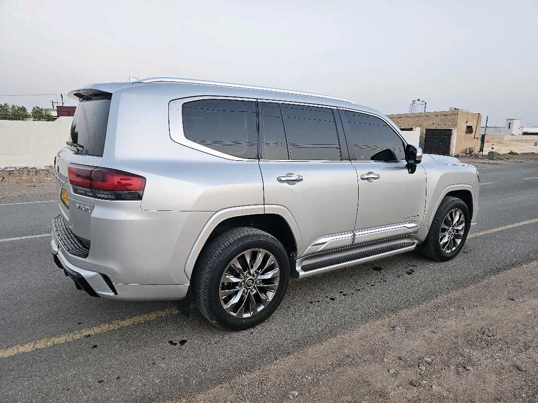 Car Image 2022 TOYOTA LAND CRUISER VX.R