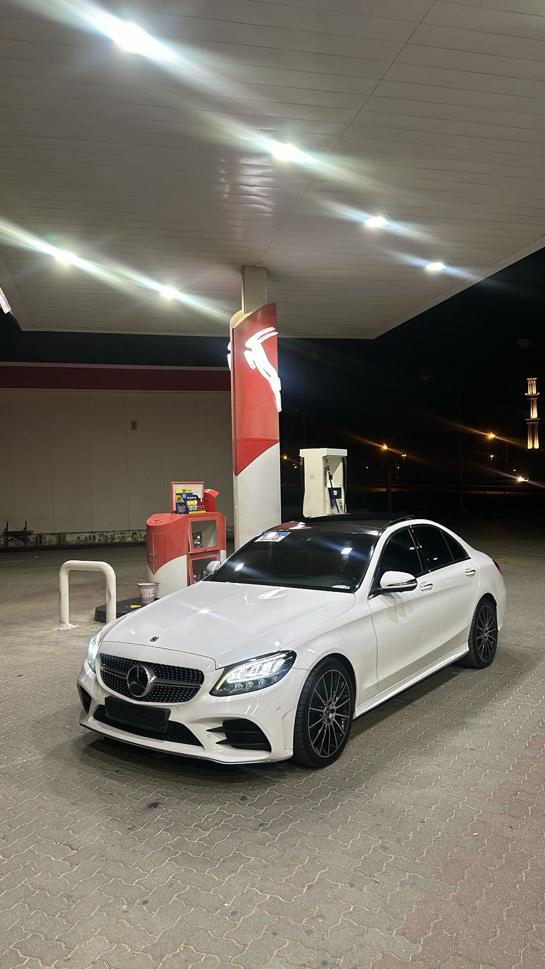 Car Image 2019 MERCEDES C Class 200
