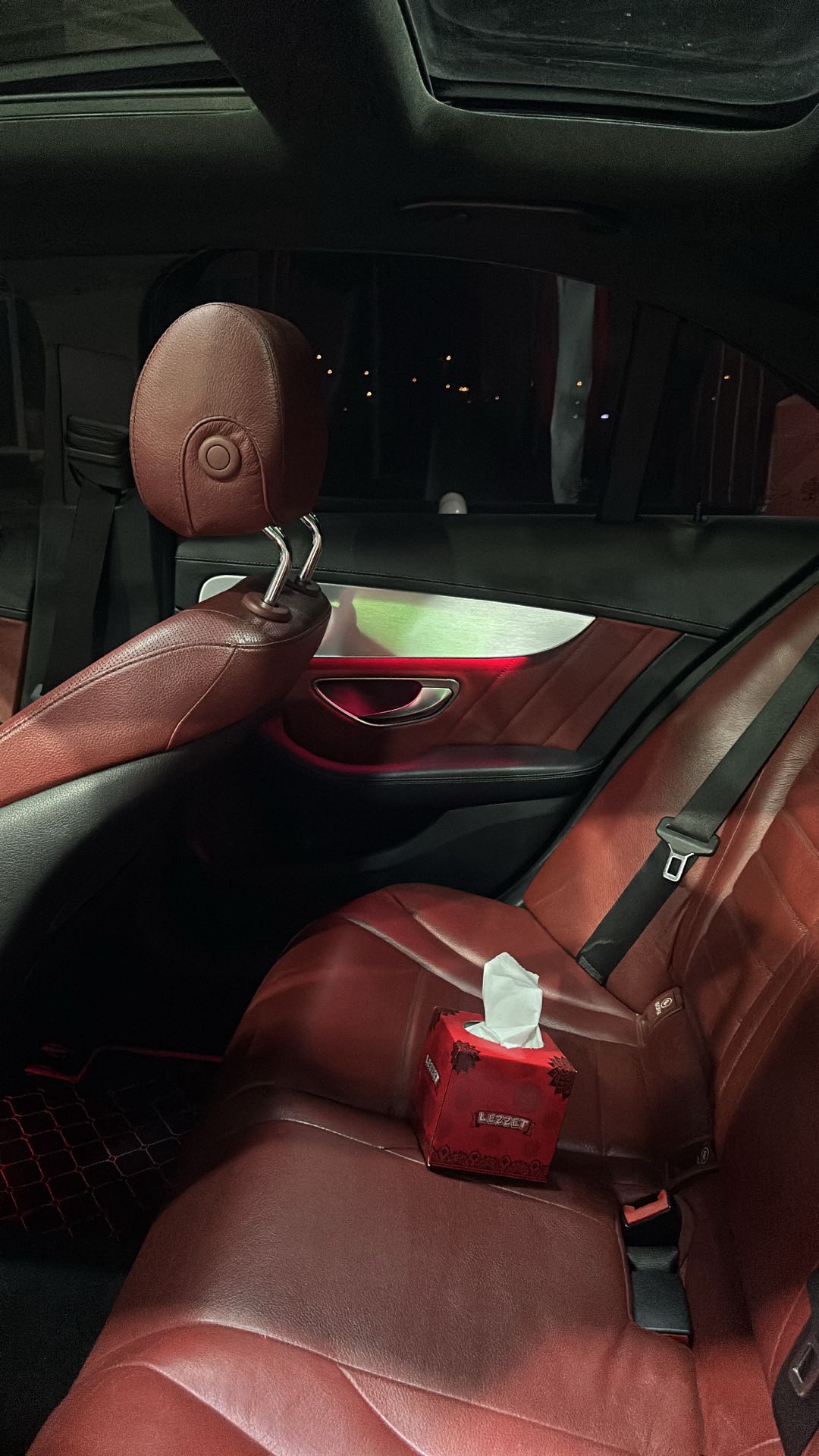 Car Image 2019 MERCEDES C Class 200