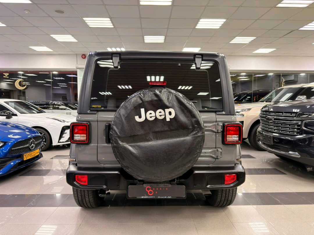 Car Image 2021 JEEP WRANGLER Sport