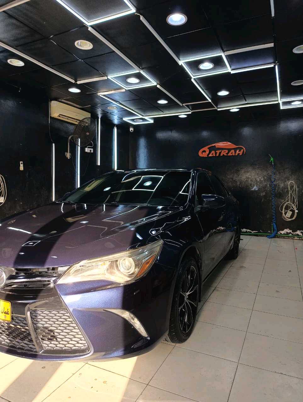 Car Image 2016 TOYOTA CAMRY LE