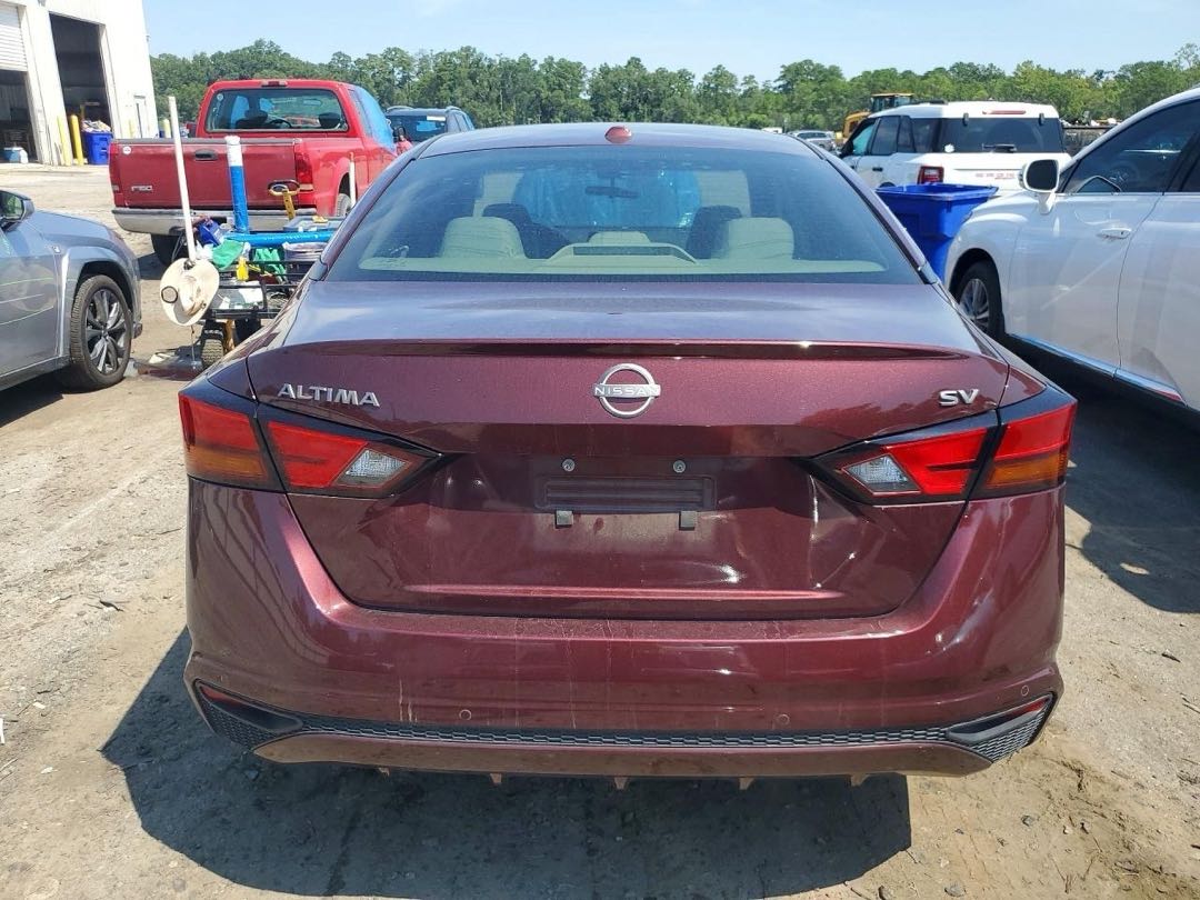 Car Image 2024 NISSAN ALTIMA