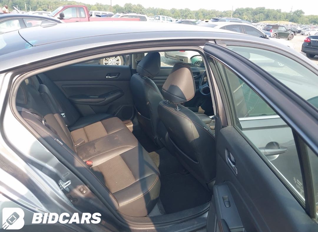 Car Image 2019 NISSAN ALTIMA