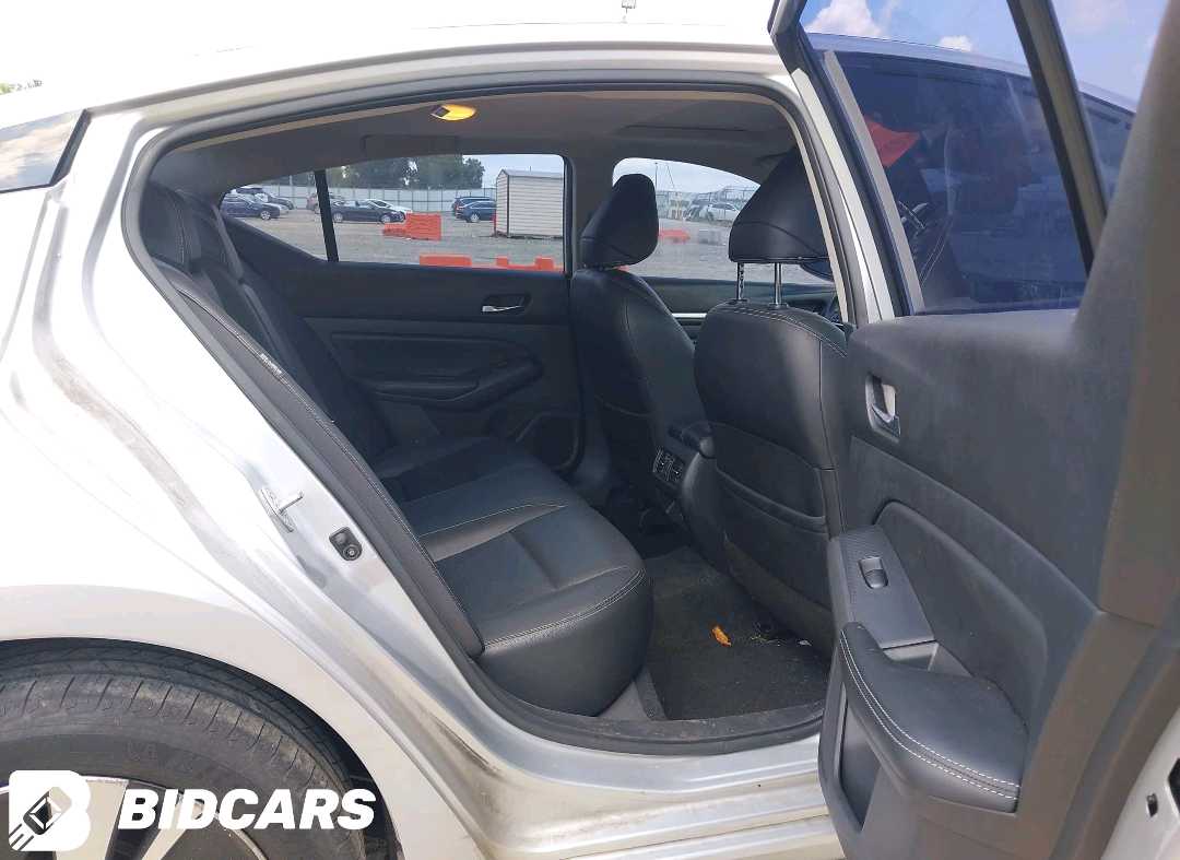 Car Image 2019 NISSAN ALTIMA