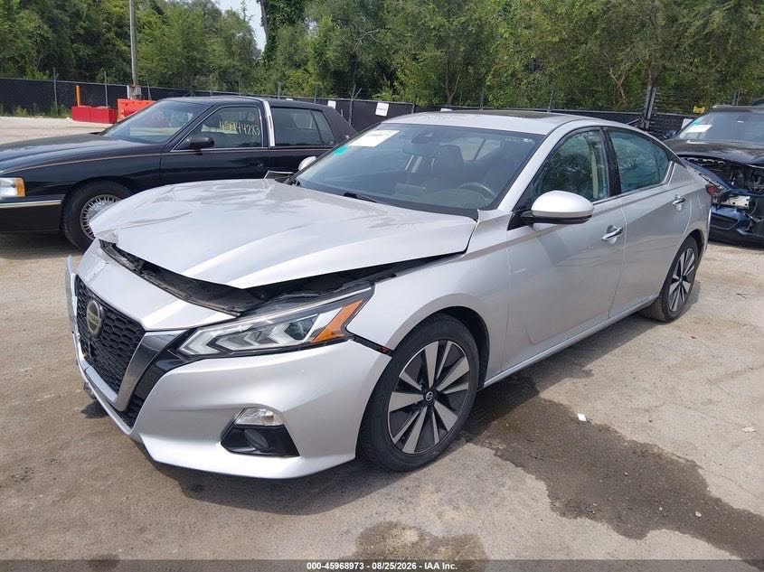 Car Image 2019 NISSAN ALTIMA