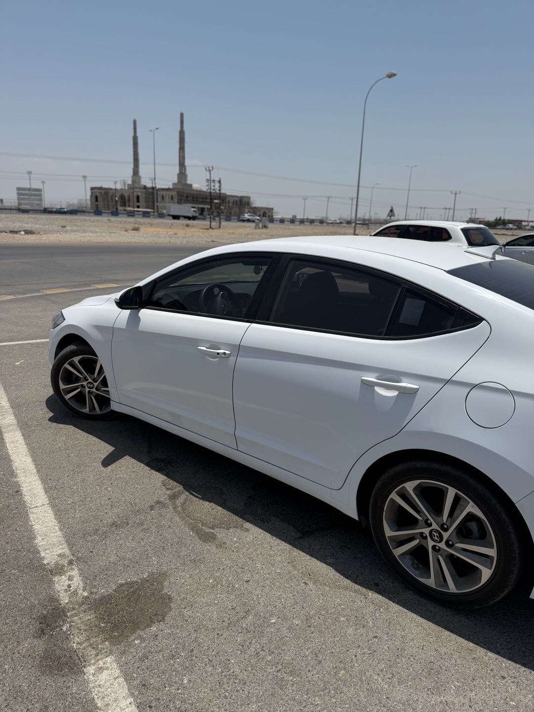 HYUNDAI ELANTRA 2018