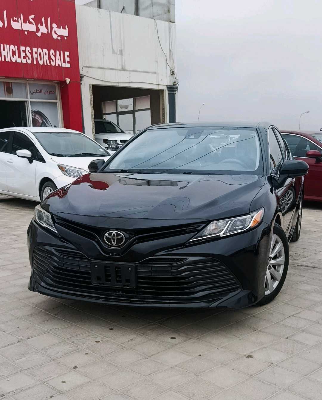 Car Image 2019 TOYOTA CAMRY LE