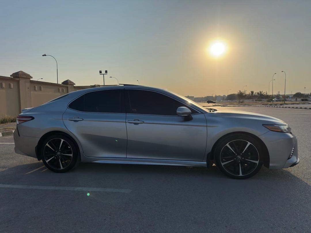 Car Image 2019 TOYOTA CAMRY XSE