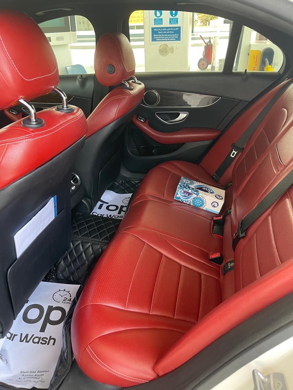 Car Image 2018 MERCEDES C Class 300
