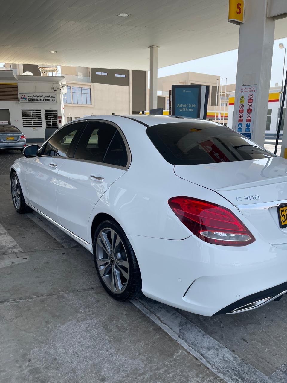 Car Image 2018 MERCEDES C Class 300