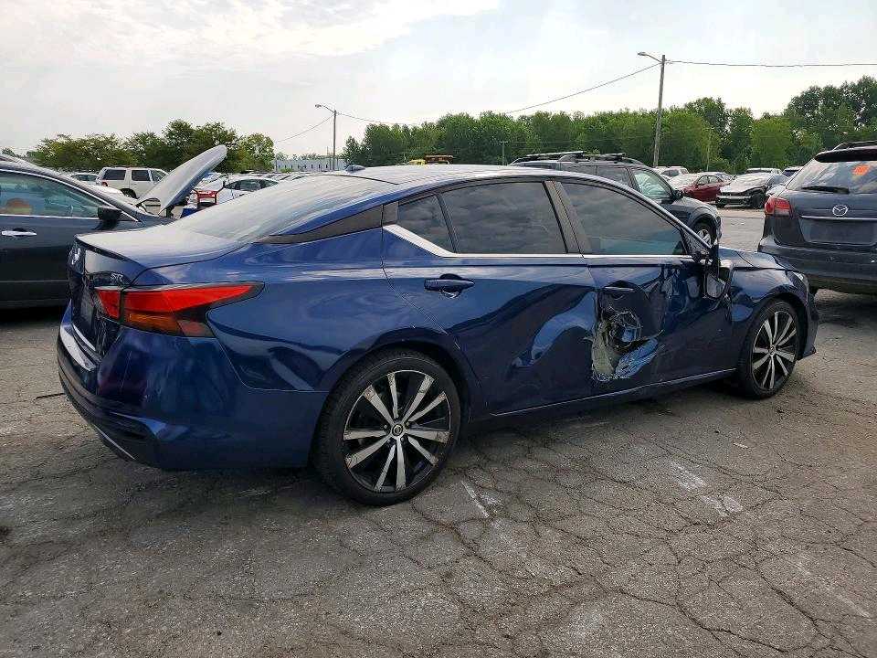 Car Image 2019 NISSAN ALTIMA