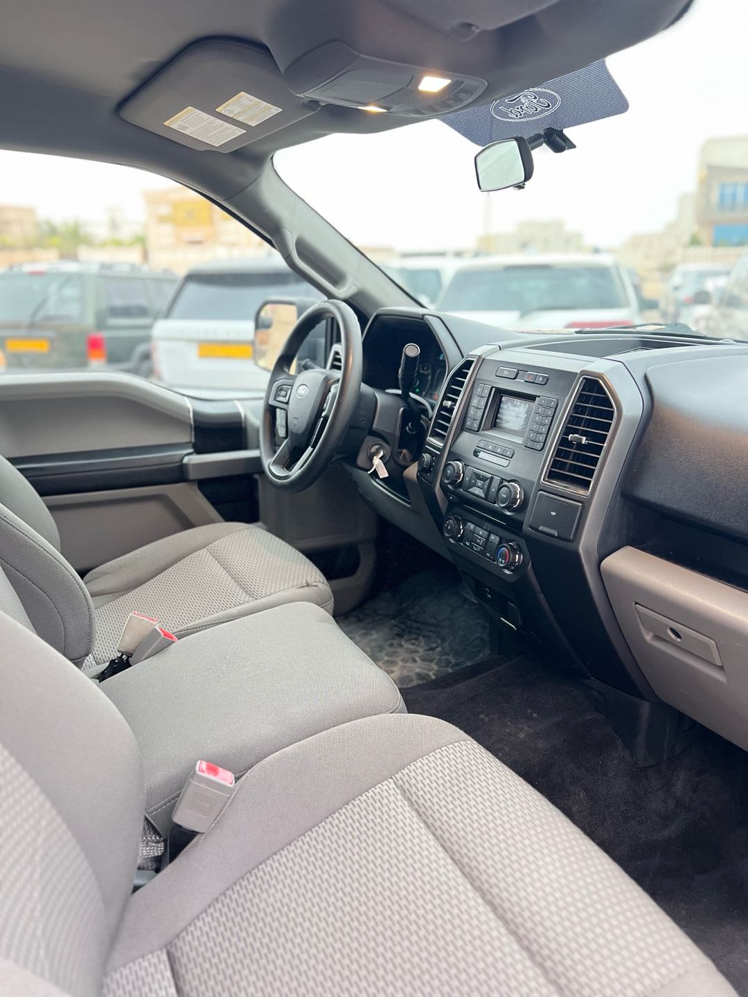 Car Image 2018 FORD F-150 XLT