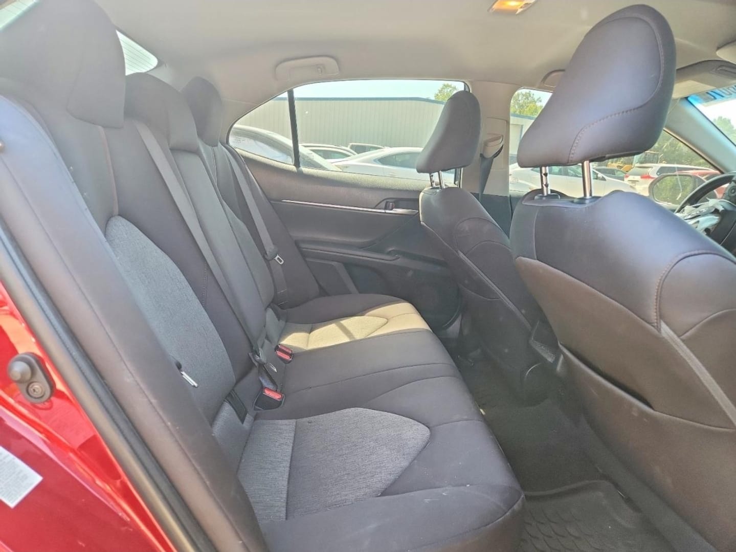 Car Image 2018 TOYOTA CAMRY