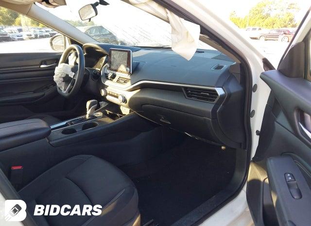 Car Image 2019 NISSAN ALTIMA