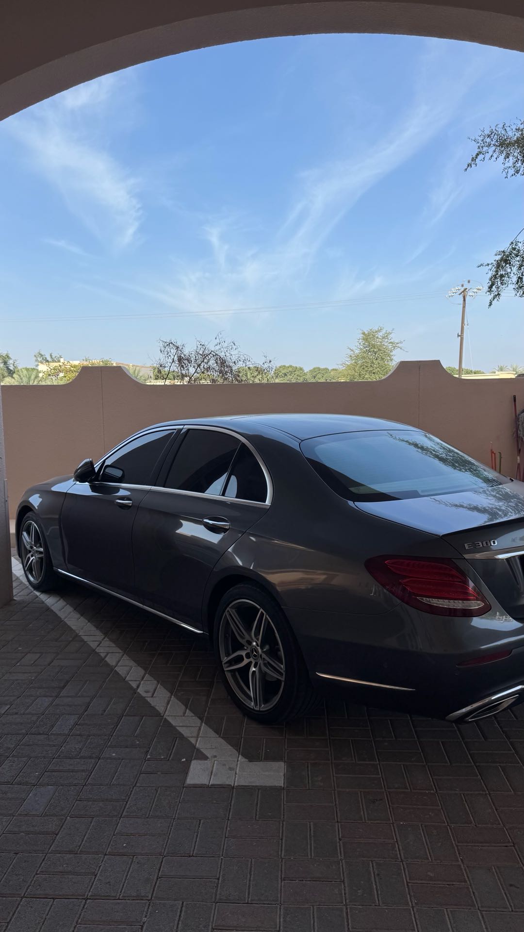 Car Image 2017 MERCEDES E Class 300