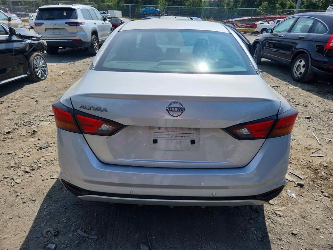 Car Image 2023 NISSAN ALTIMA