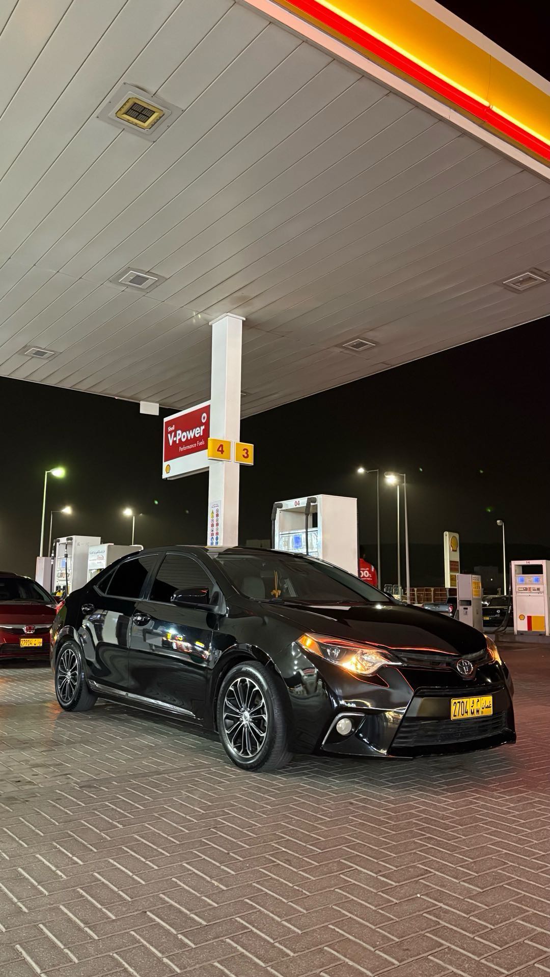 Car Image 2015 TOYOTA COROLLA LE