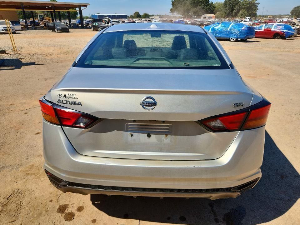 Car Image 2019 NISSAN ALTIMA