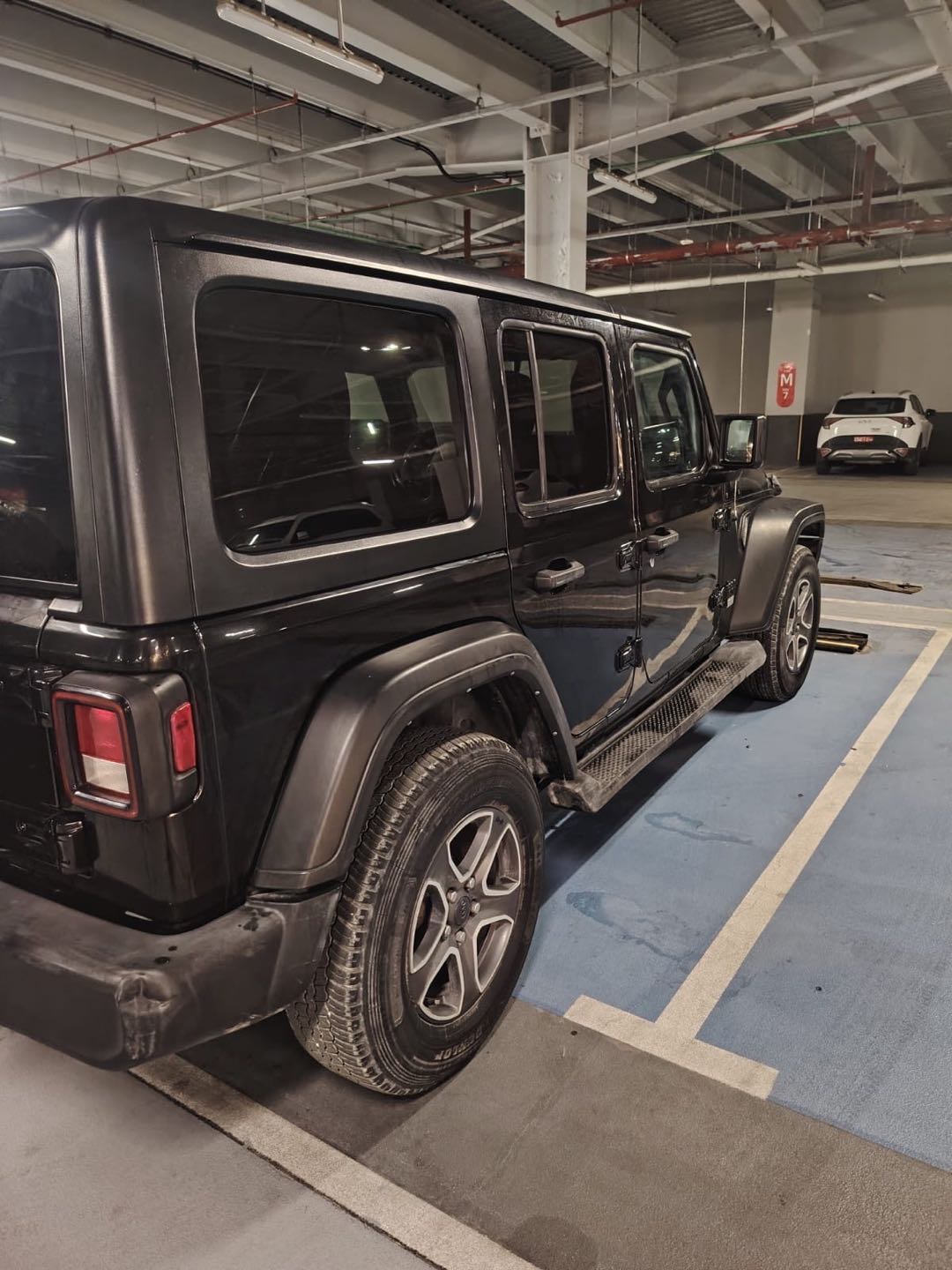Car Image 2021 JEEP WRANGLER Sport