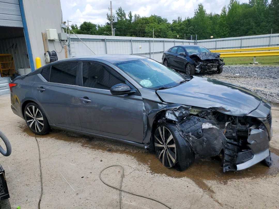 Car Image 2019 NISSAN ALTIMA