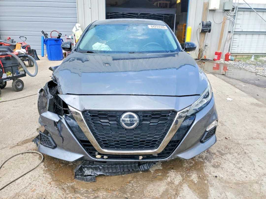 Car Image 2019 NISSAN ALTIMA