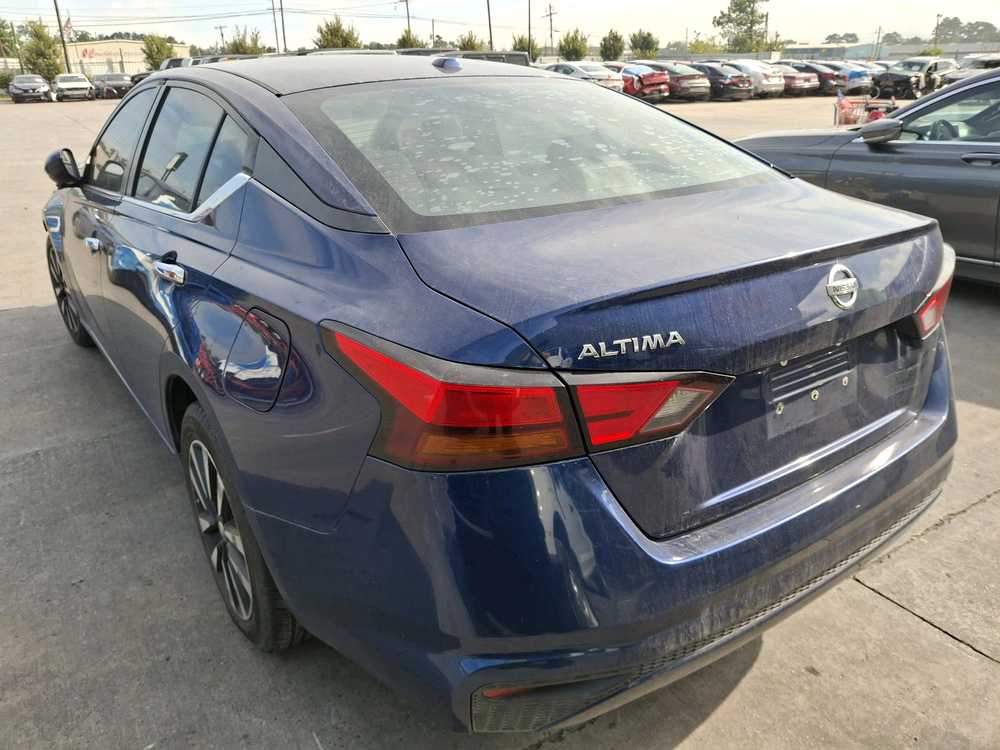 Car Image 2019 NISSAN ALTIMA