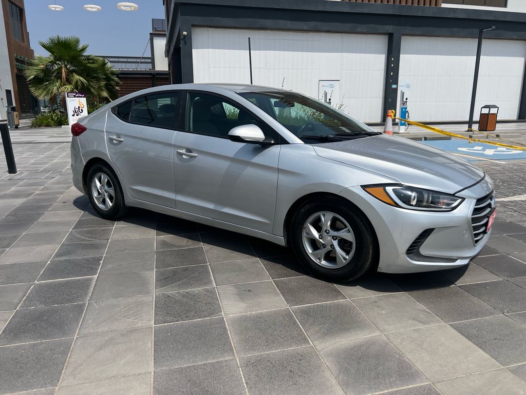HYUNDAI ELANTRA 2018