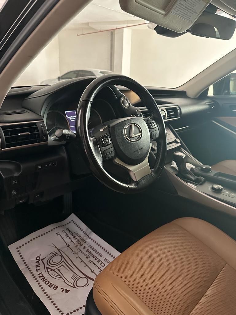 Car Image 2017 LEXUS IS 300