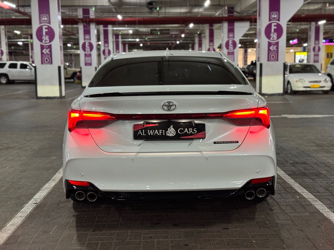 Car Image 2019 TOYOTA AVALON TOURING