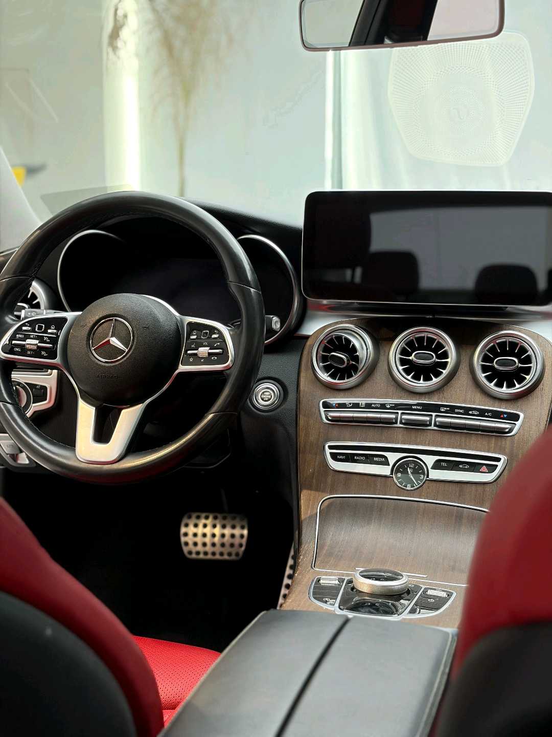 Car Image 2020 MERCEDES C Class 300