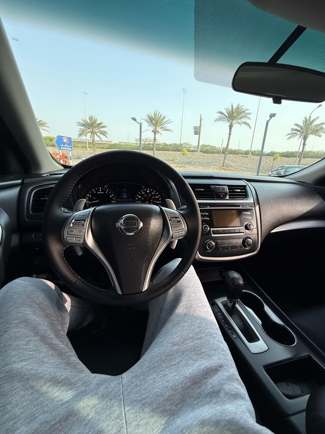 Car Image 2017 NISSAN ALTIMA SR