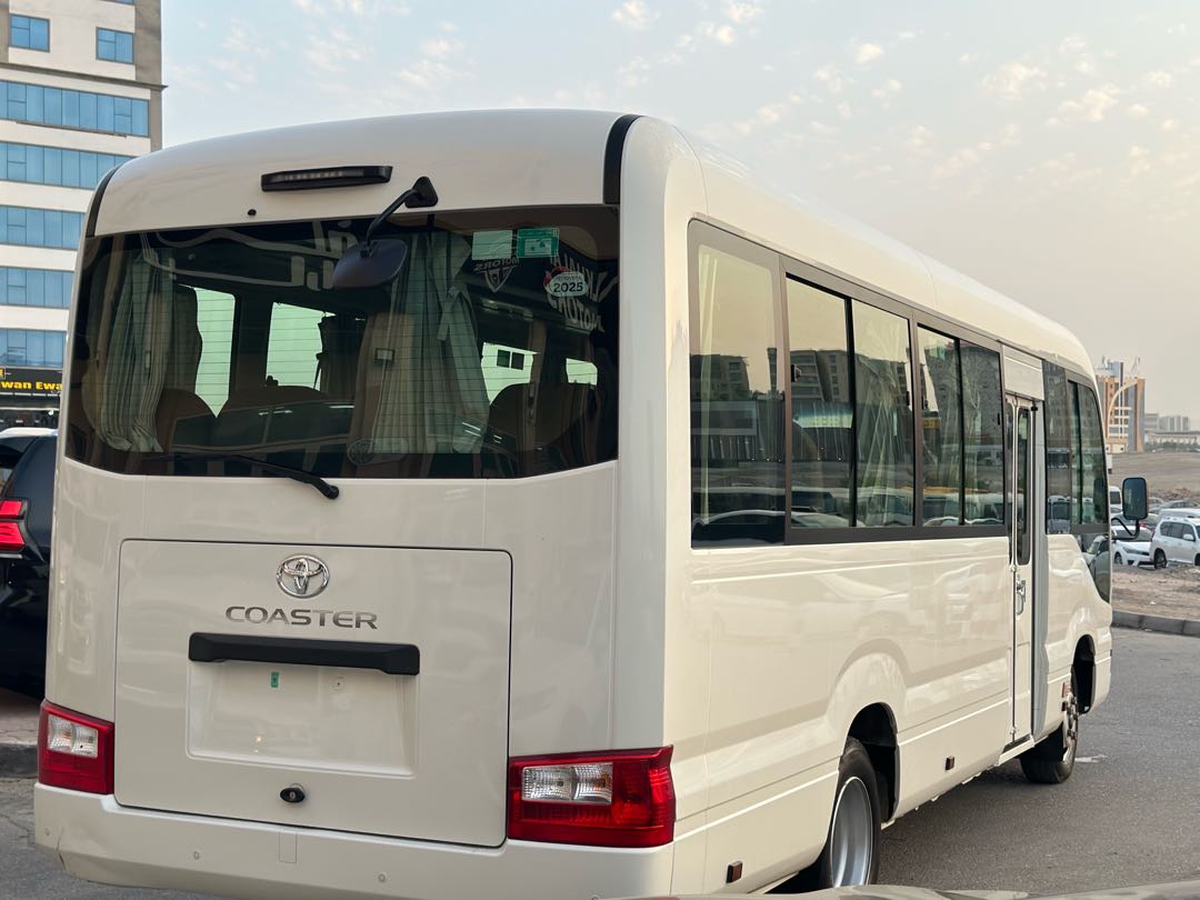 Car Image 2025 TOYOTA COASTER 