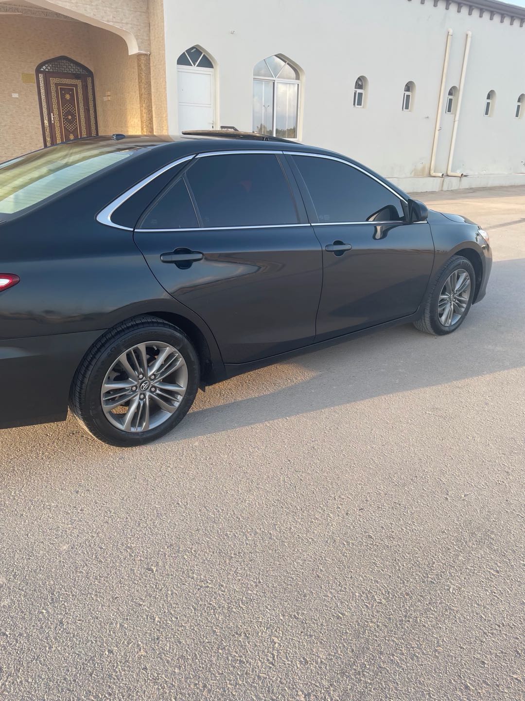 Car Image 2017 TOYOTA CAMRY SE