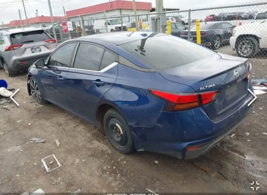 Car Image 2019 NISSAN ALTIMA